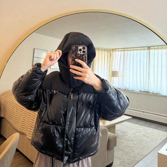 Women's Black shiny effect Puffer Jacket with drawstrings - Picture 2 of 4